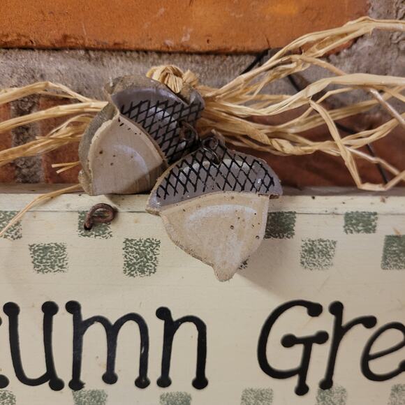 Rustic Autumn Greetings Wall Sign – Fall Leaves, Acorns & Raffia Decor Farmhouse - Picture 2 of 4